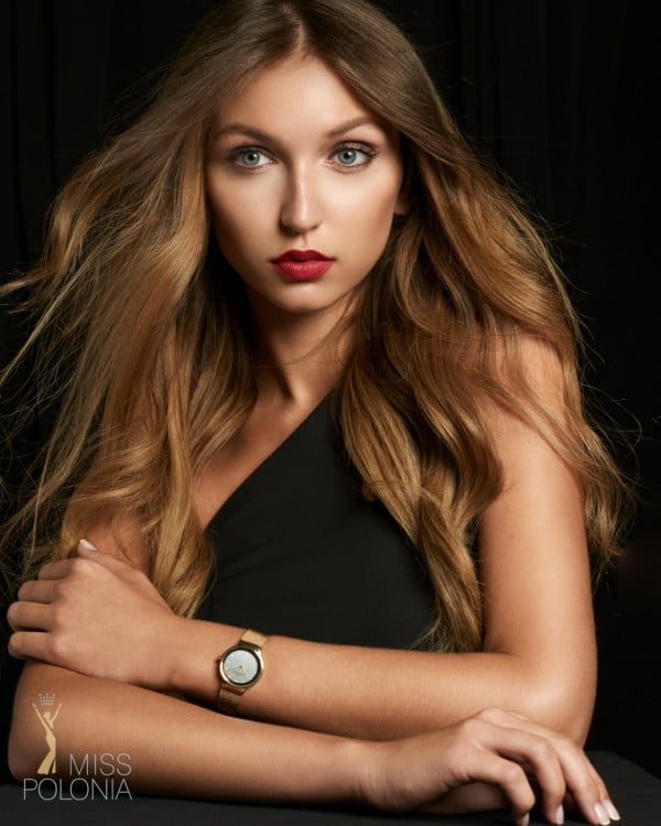 19 / Weronika Karczewska