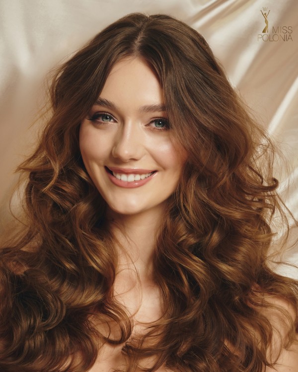 22 JUSTYNA ROGUSKA