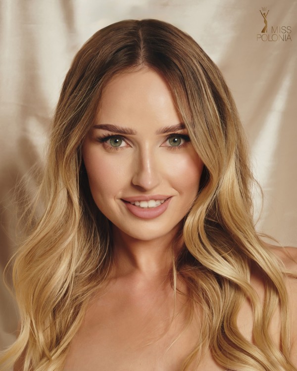 1 OLIWIA MATECKA