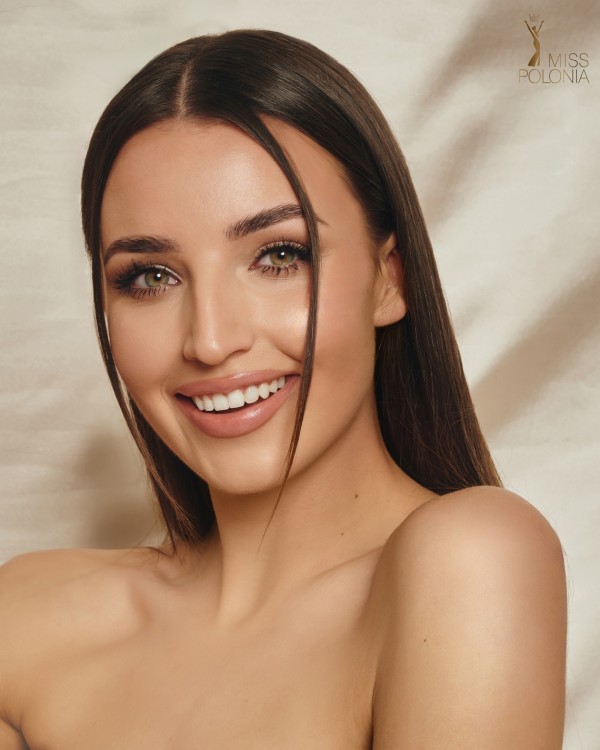 12 WERONIKA SIENKIEWICZ