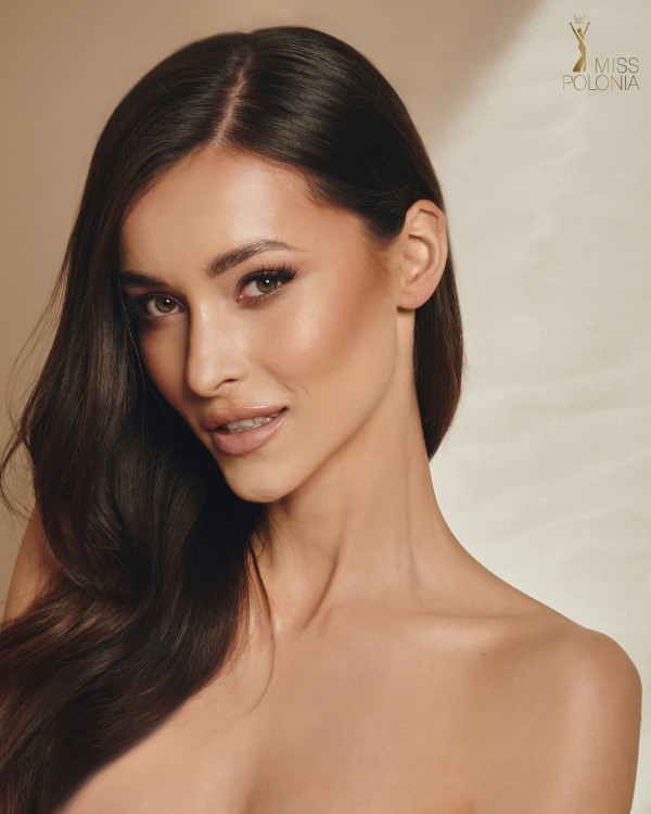 13 GABRIELA ROGALA