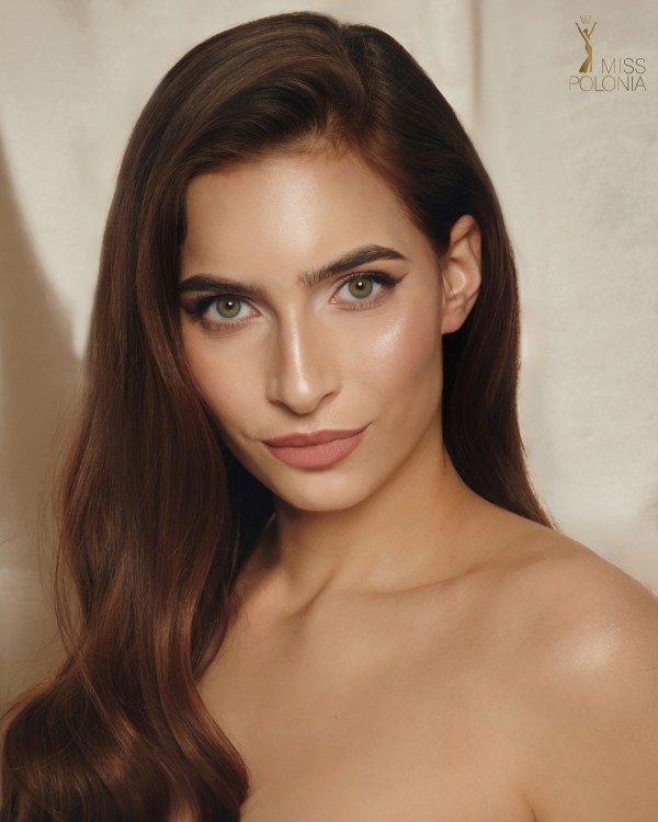 4 AMELIA MĄCZKA