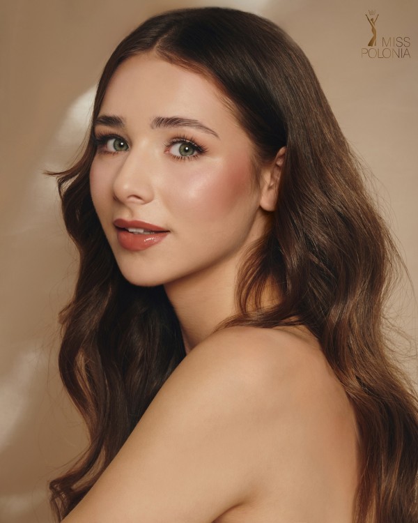 14 KLAUDIA POŁUBOCZEK